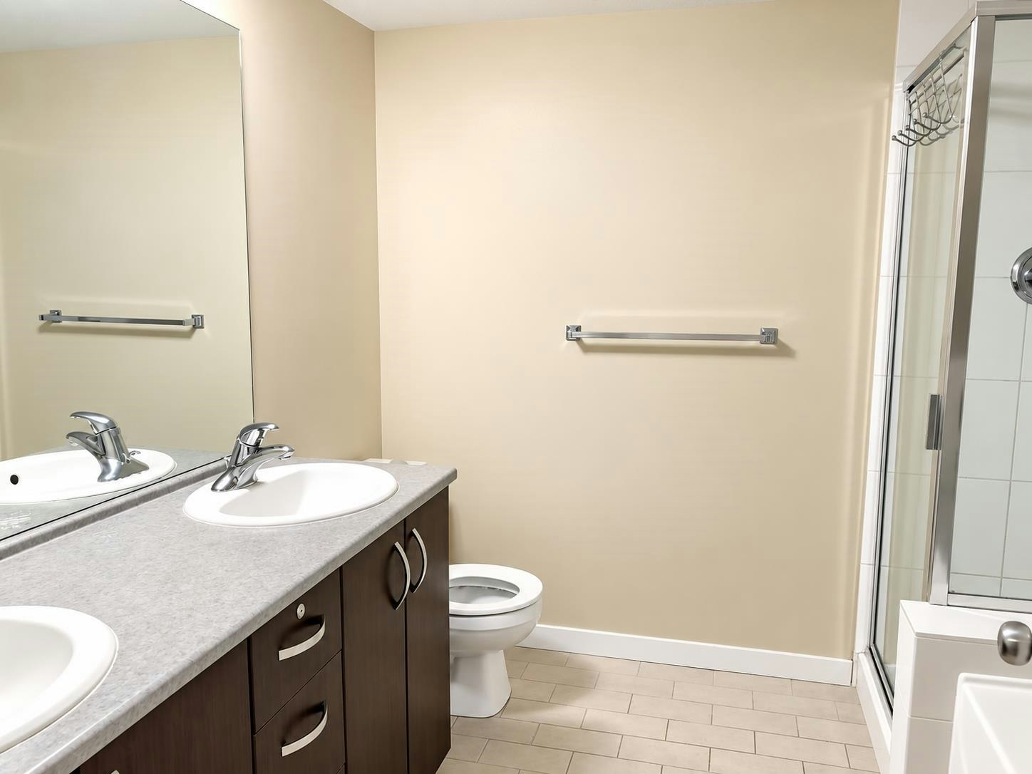 3F-10866 City Parkway, Surrey, BC, V3T 5W9 - 11