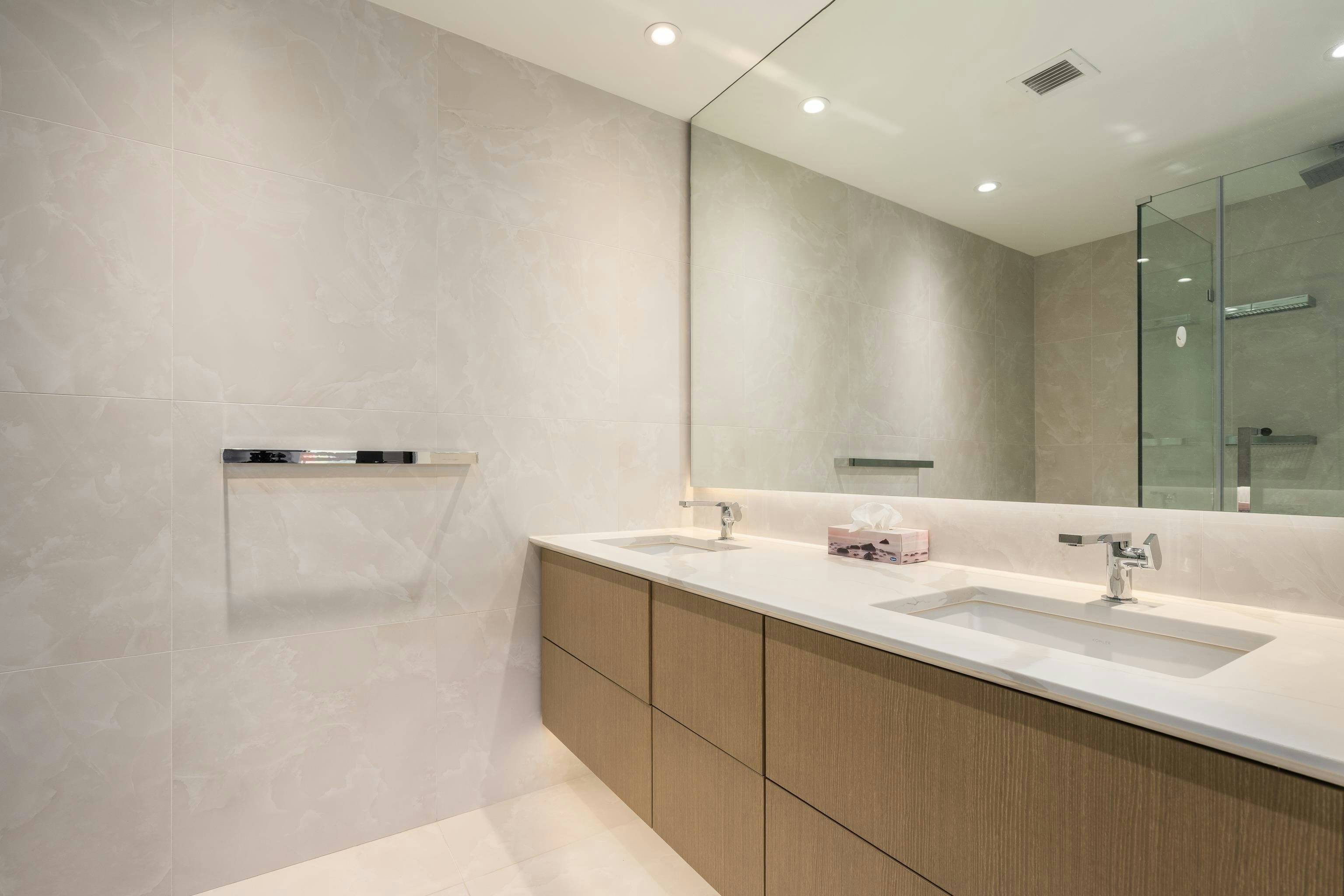 308-5089 Quebec Street, Vancouver, BC, V5W 0E5 - 14