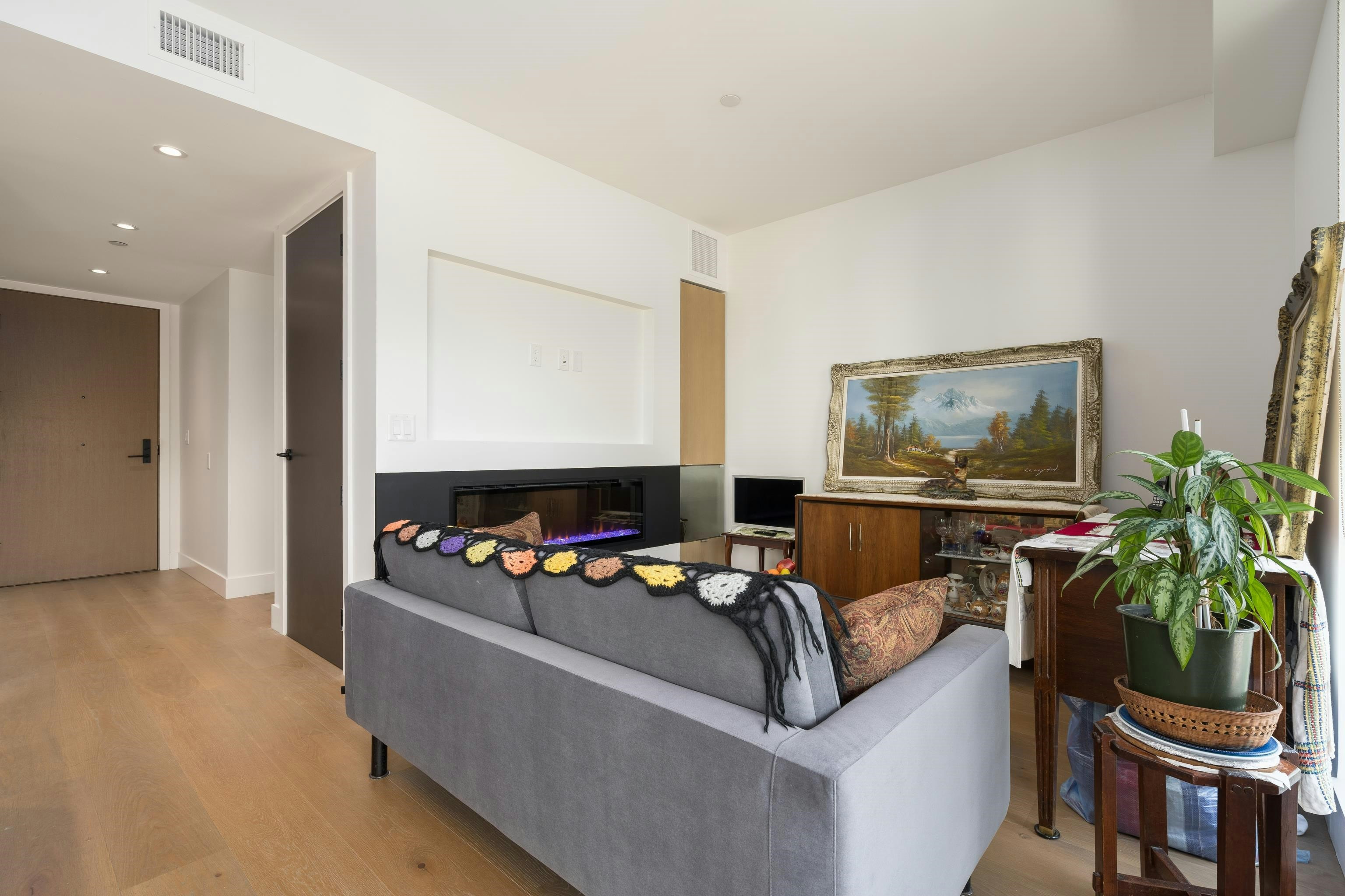 308-5089 Quebec Street, Vancouver, BC, V5W 0E5 - 8