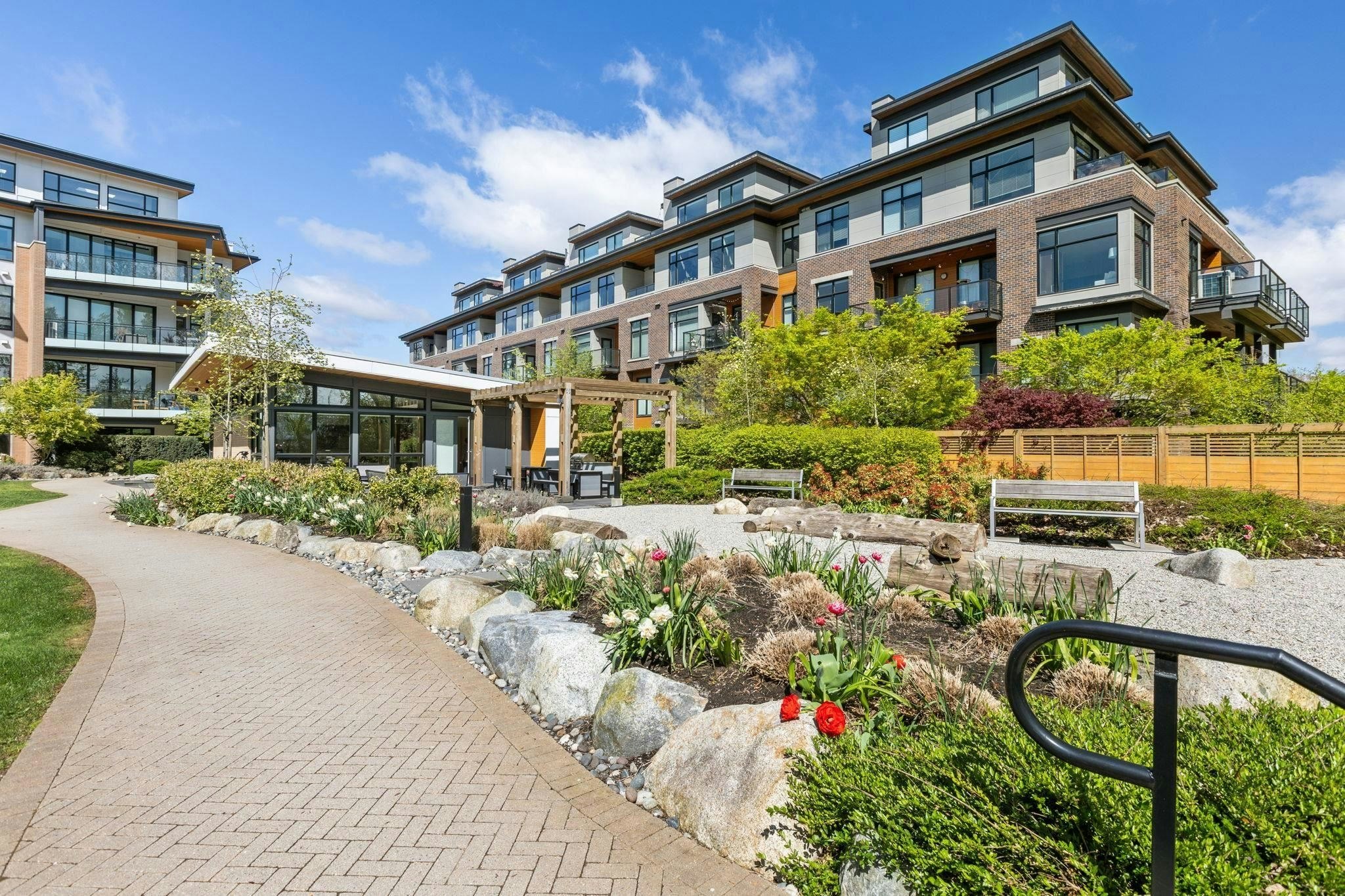 322-300 Salter Street, New Westminster, BC, V3M 0L9 - 32