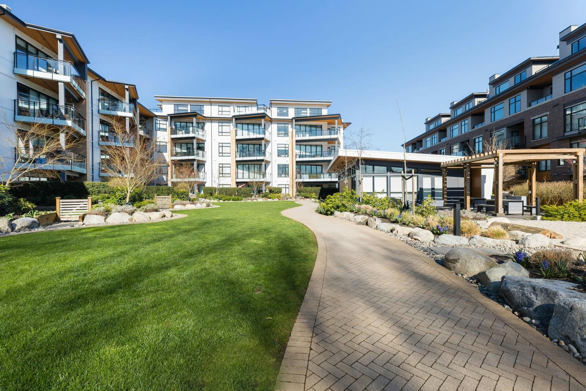 322-300 Salter Street, New Westminster, BC, V3M 0L9 - 38
