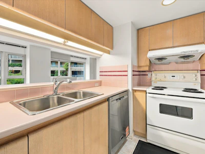 603-183 Keefer Place - 4
