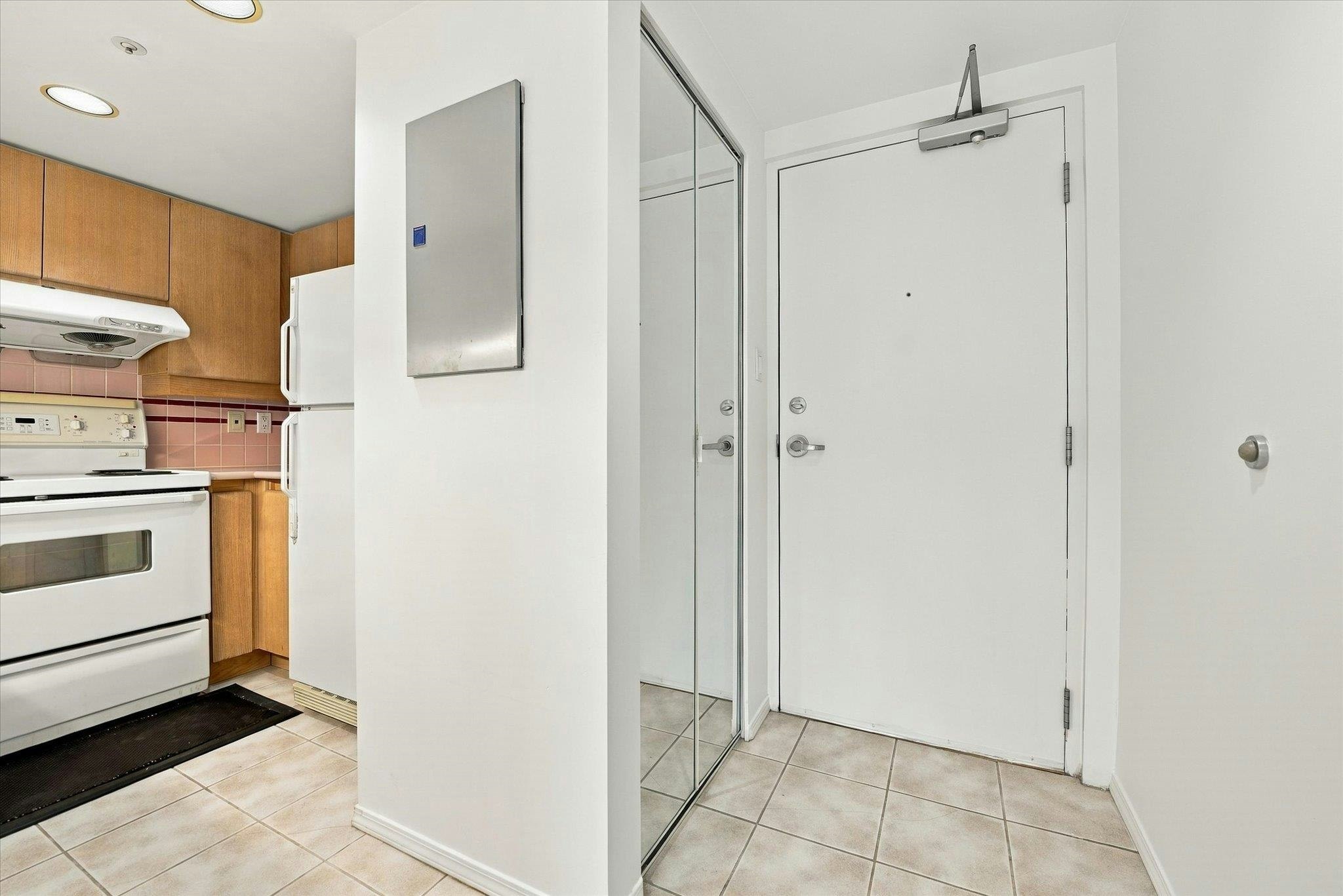 603-183 Keefer Place - 2