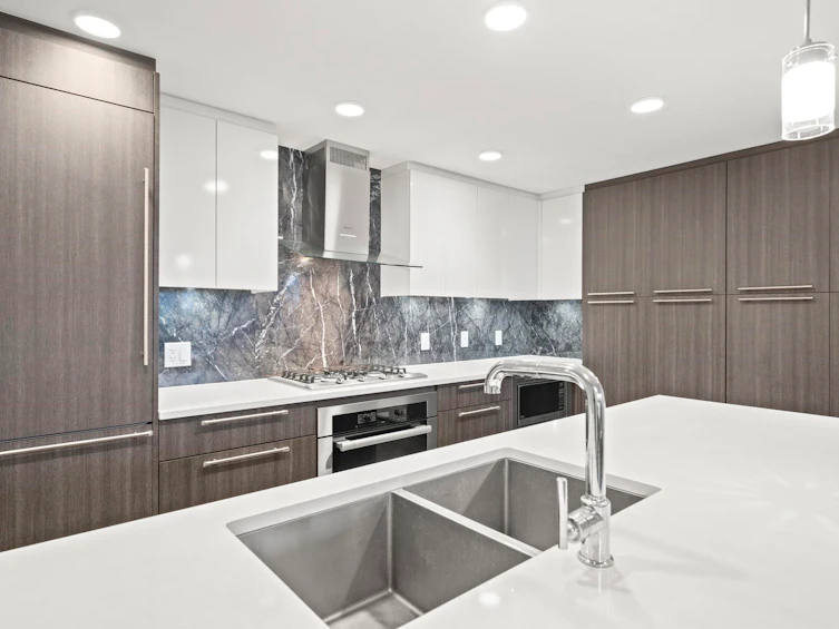 401-5033 Cambie Street, Vancouver, BC, V5Z 0H6 - 8