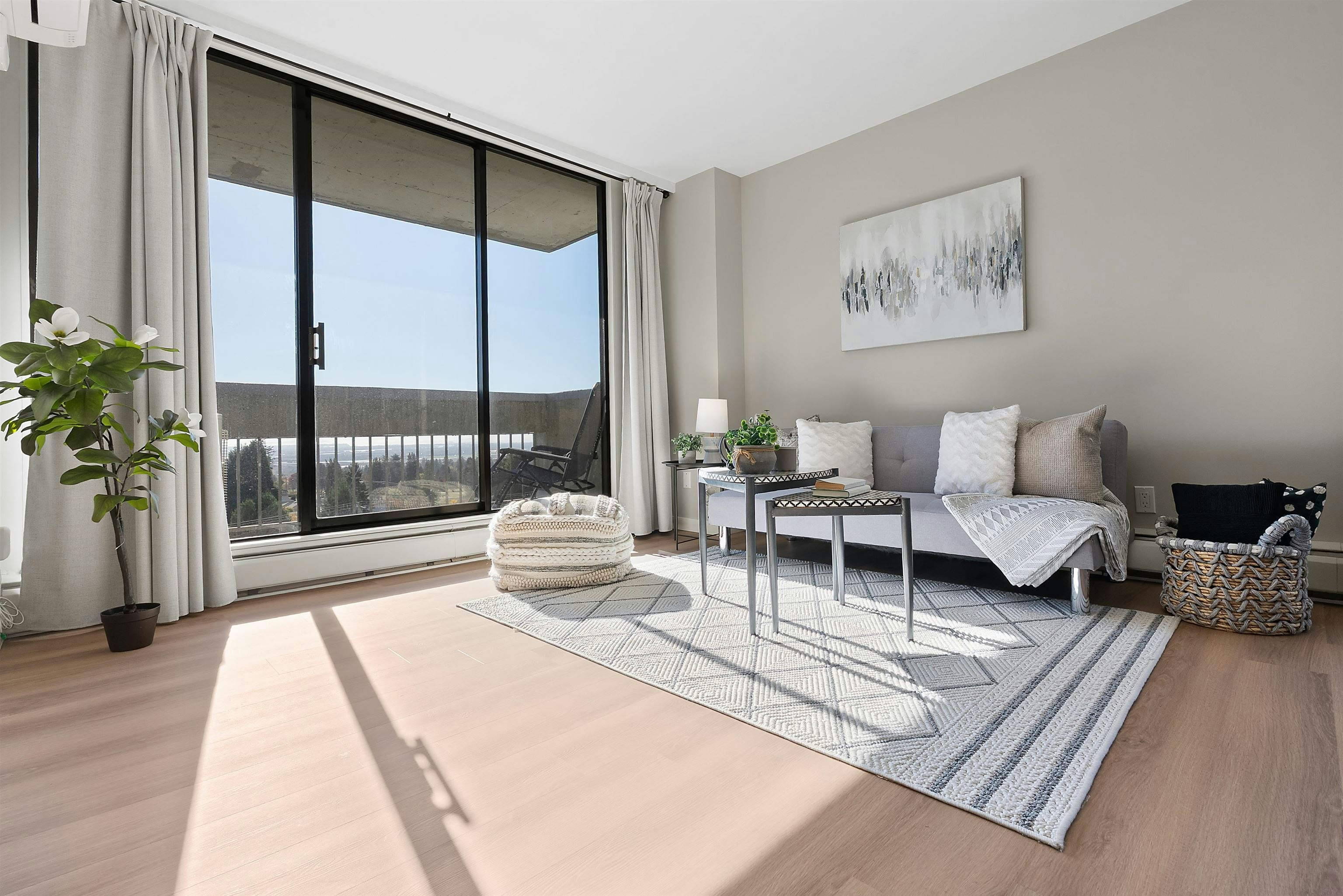 706-6759 Willingdon Avenue, Burnaby, BC, V5H 3Y9