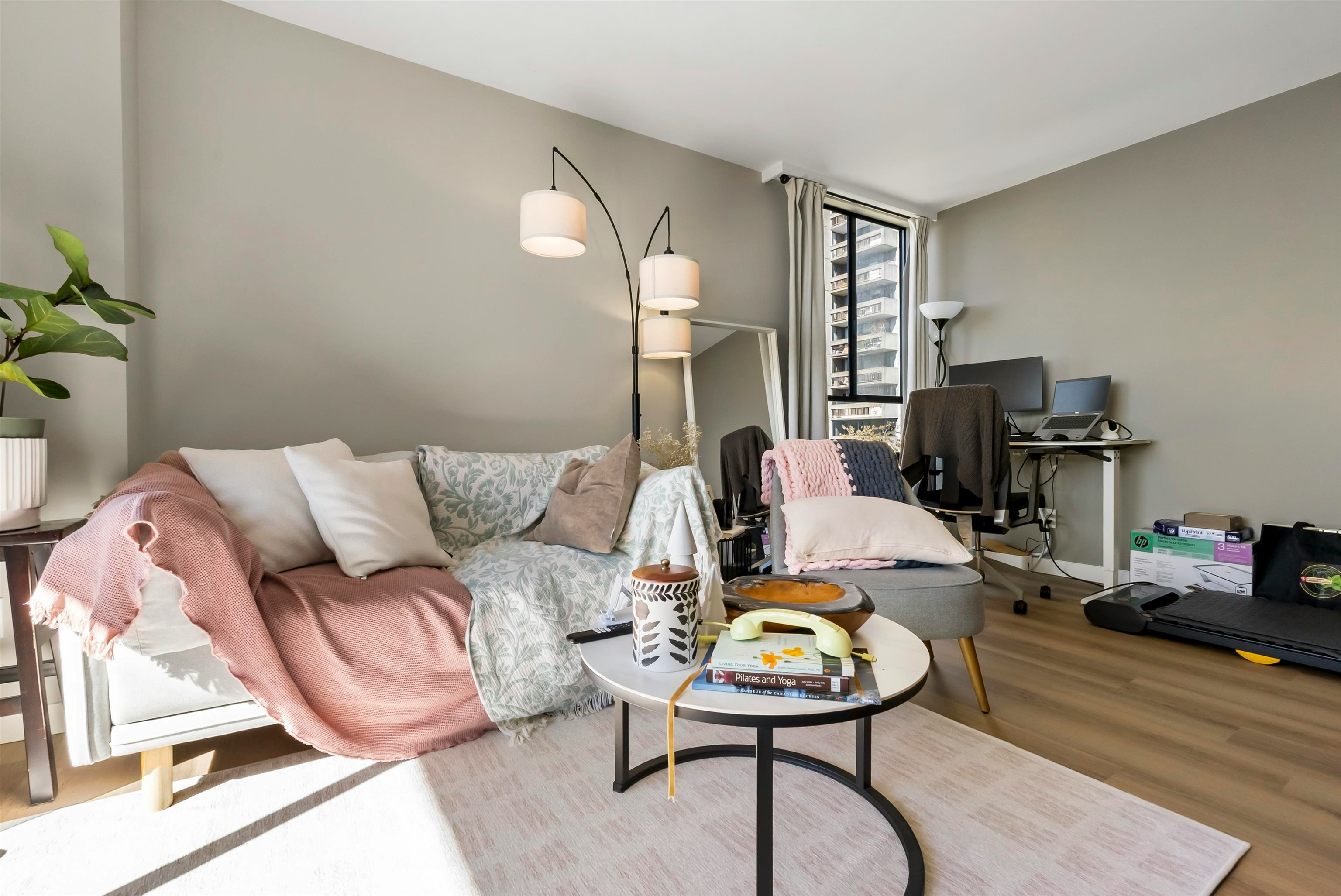 706-6759 Willingdon Avenue - 3