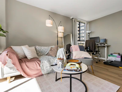 706-6759 Willingdon Avenue - 3
