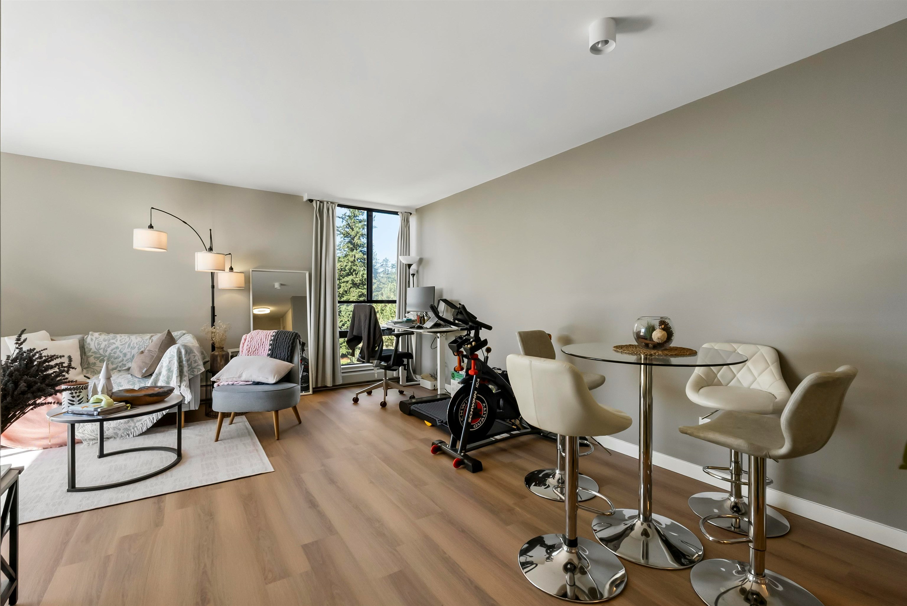 706-6759 Willingdon Avenue - 5