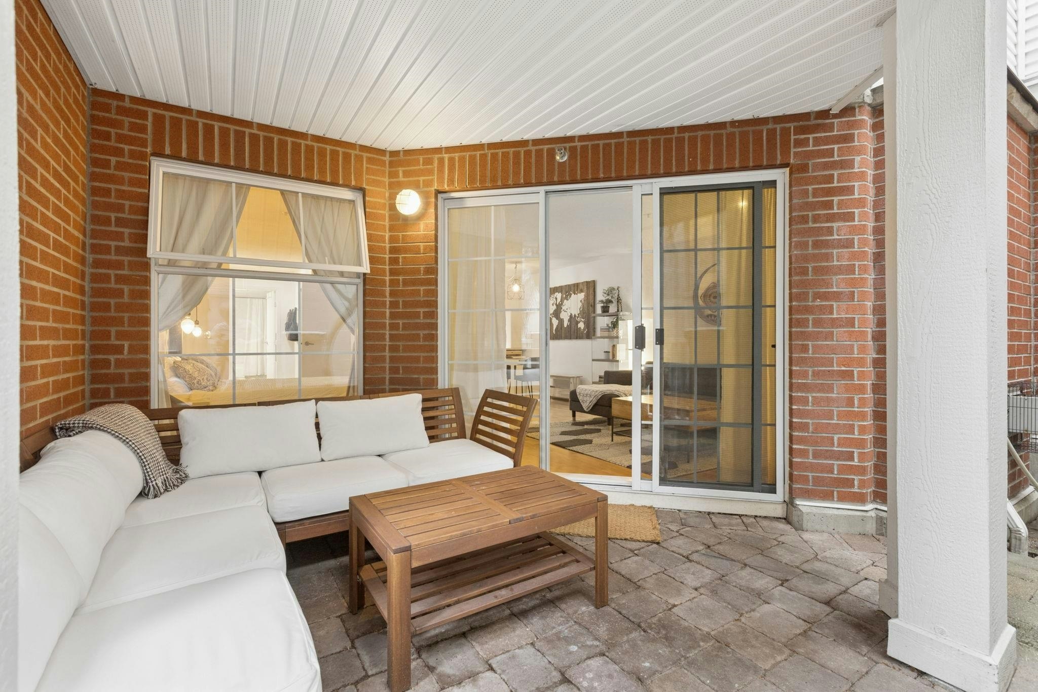 112-147 E 1st, North Vancouver, BC, V7L 1B2 - 17