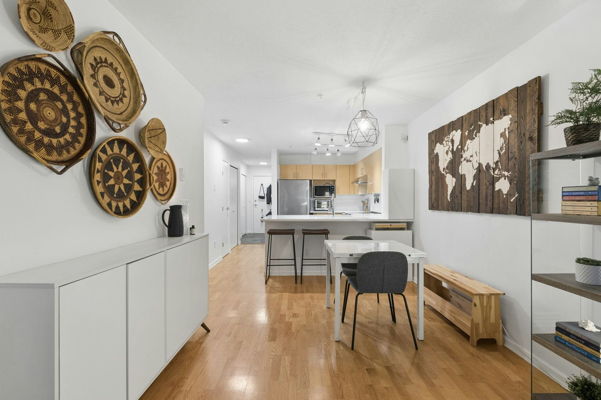 112-147 E 1st, North Vancouver, BC, V7L 1B2 - 11
