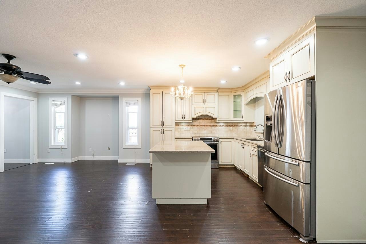 13032 61 Avenue, Surrey, BC, V3X 2H5 - 11