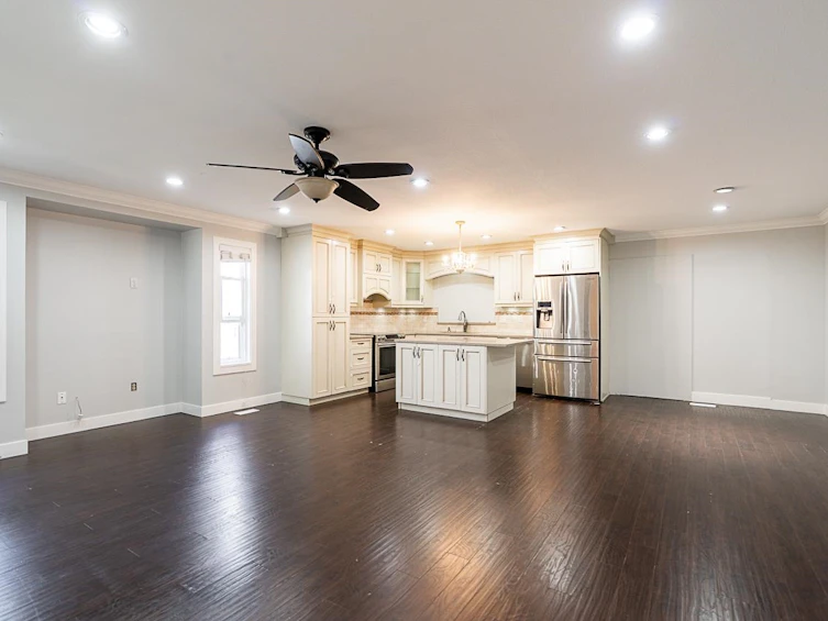 13032 61 Avenue, Surrey, BC, V3X 2H5 - 8