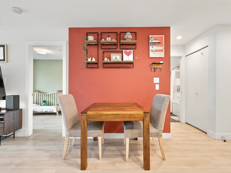 305-1519 Crown Street, North Vancouver, BC, V7J 1G6 - 16