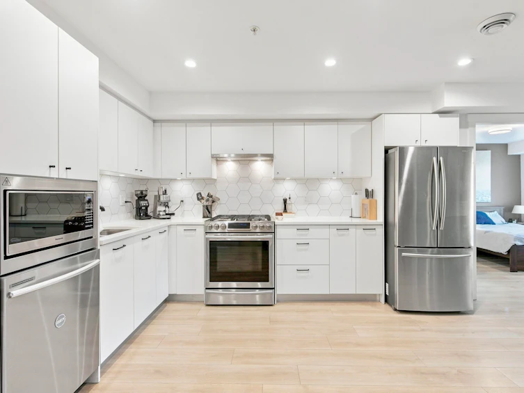 305-1519 Crown Street, North Vancouver, BC, V7J 1G6 - 10