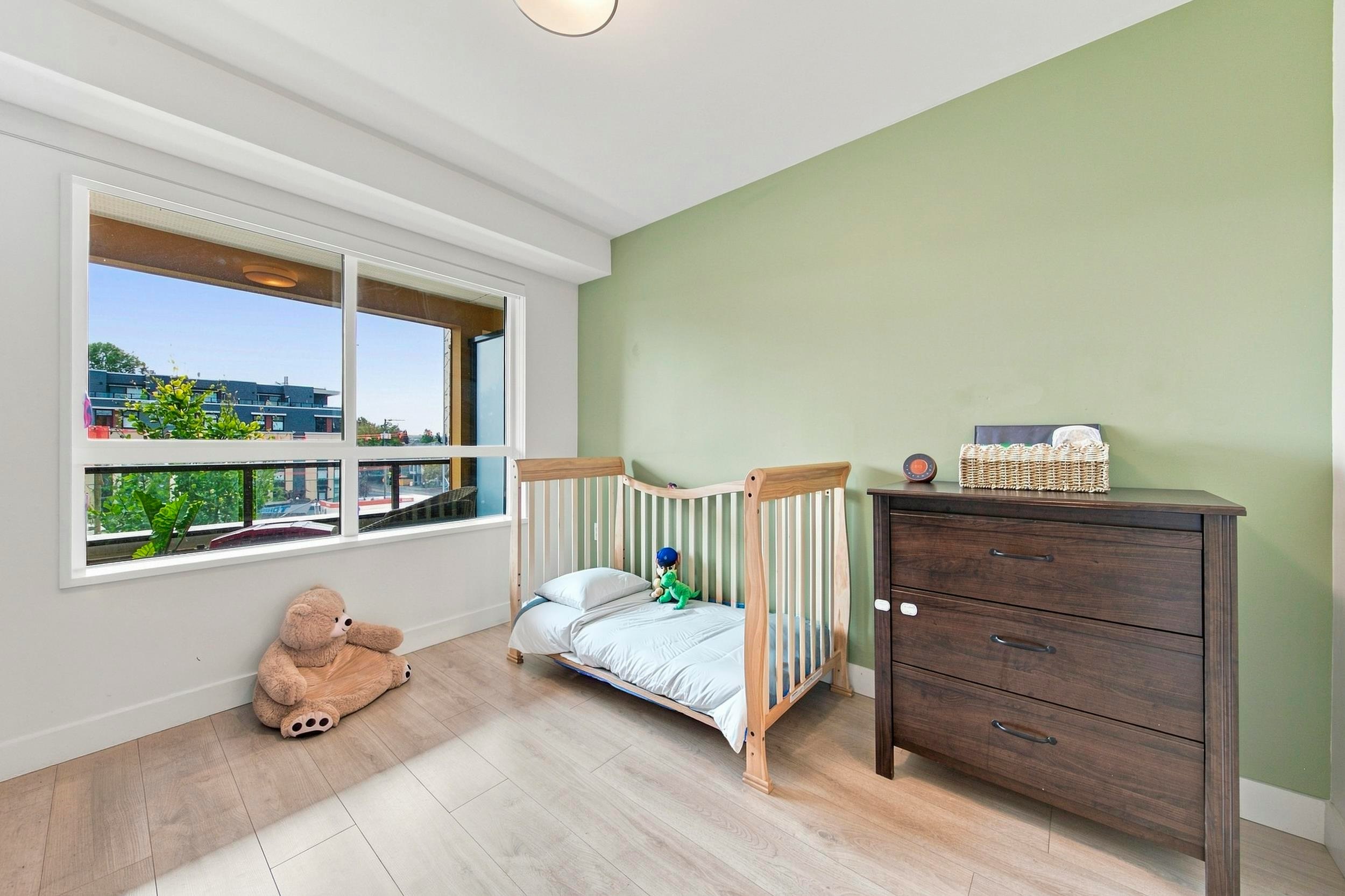 305-1519 Crown Street, North Vancouver, BC, V7J 1G6 - 26
