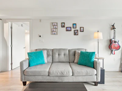 305-1519 Crown Street - 5