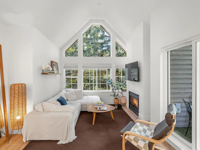 309-4745 54a Street - 4