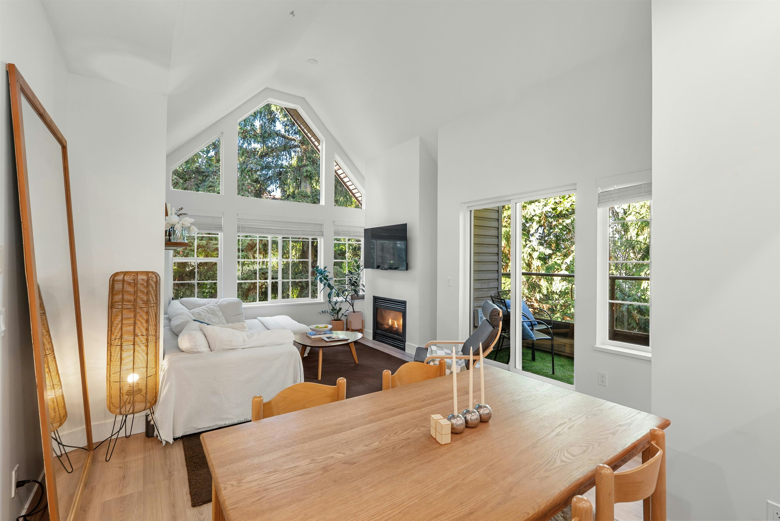 309-4745 54a Street - 5