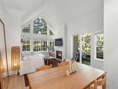 309-4745 54a Street - 5