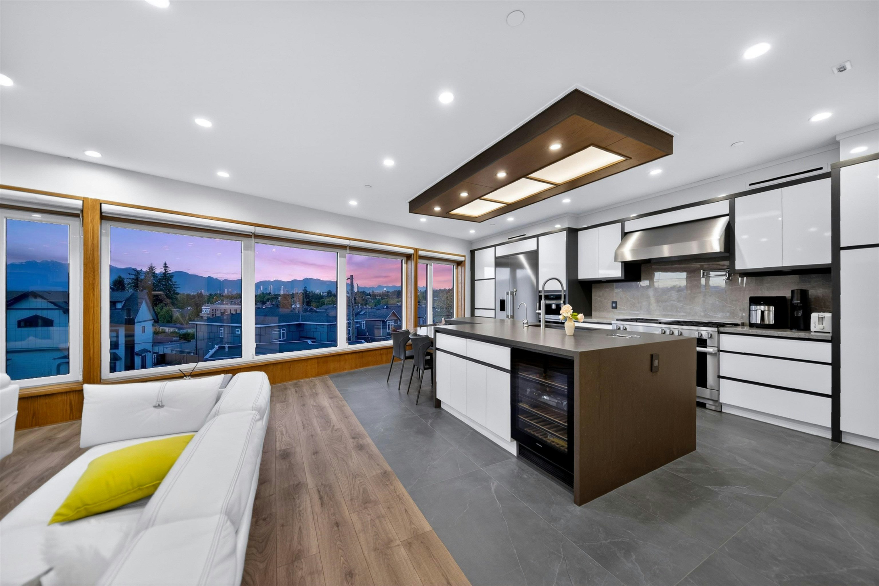 2863 W King Edward Avenue, Vancouver, BC, V6L 1V1 - 11