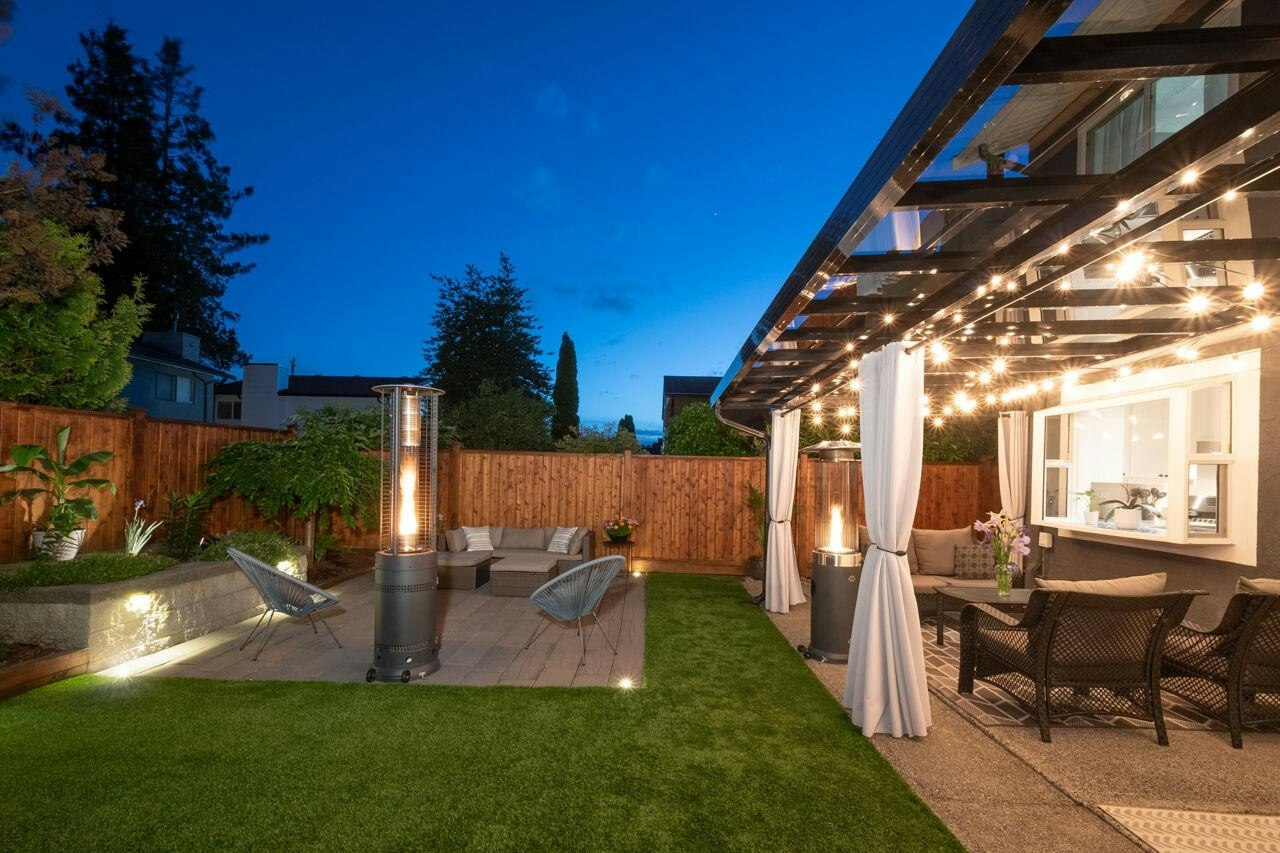 3216 Savary Avenue, Coquitlam, BC, V3E 1M3 - 30