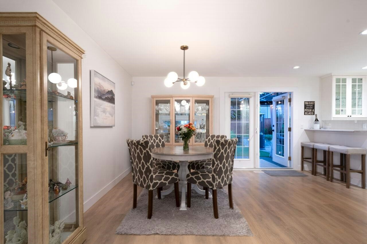 3216 Savary Avenue, Coquitlam, BC, V3E 1M3 - 10