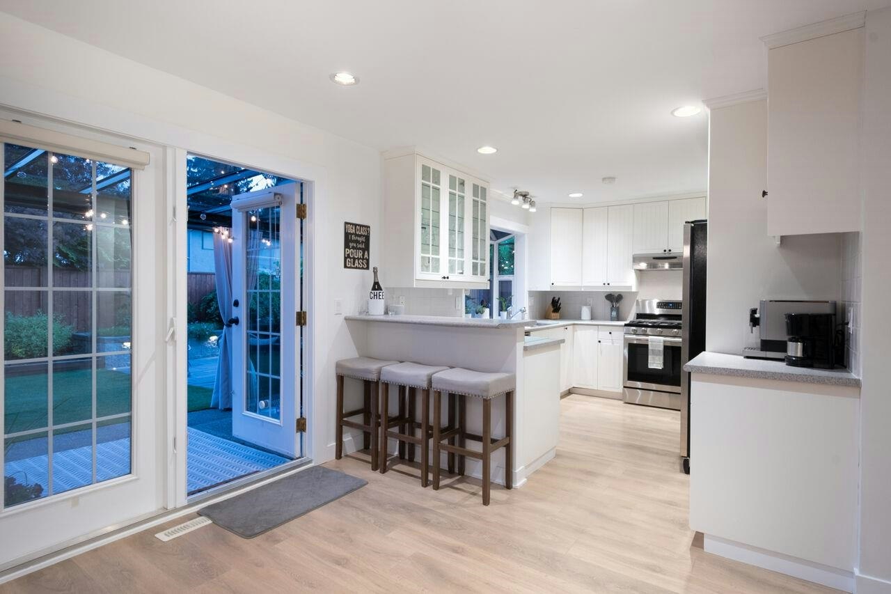 3216 Savary Avenue, Coquitlam, BC, V3E 1M3 - 12