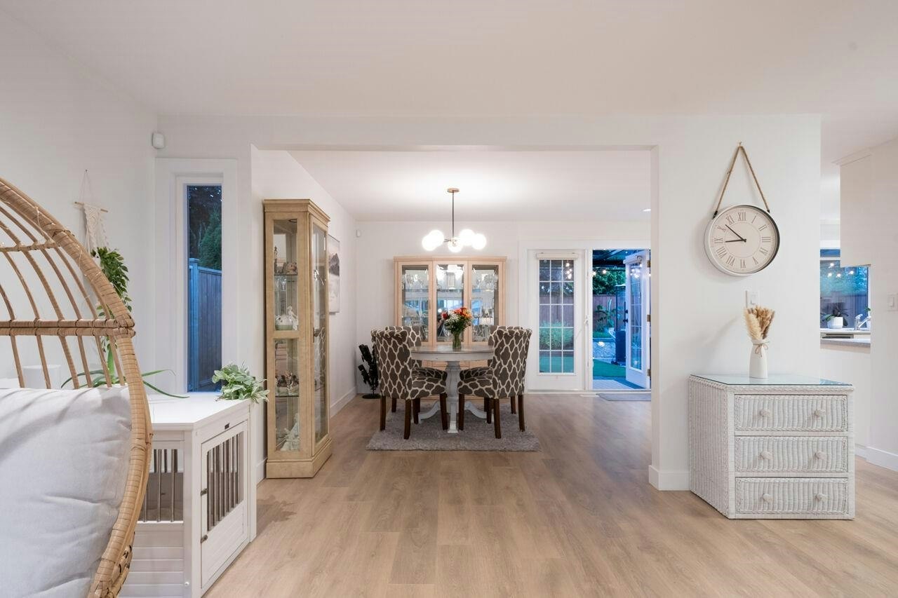 3216 Savary Avenue, Coquitlam, BC, V3E 1M3 - 9
