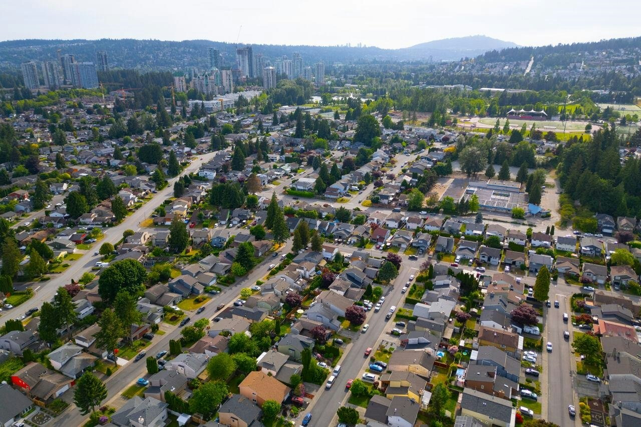 3216 Savary Avenue, Coquitlam, BC, V3E 1M3 - 34