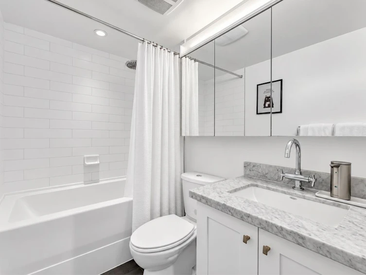 2102-888 Homer Street, Vancouver, BC, V6B 0H7 - 17