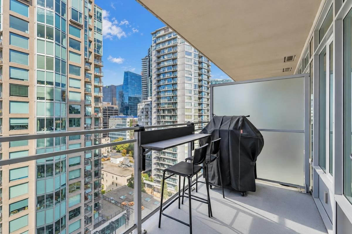 2102-888 Homer Street, Vancouver, BC, V6B 0H7 - 4