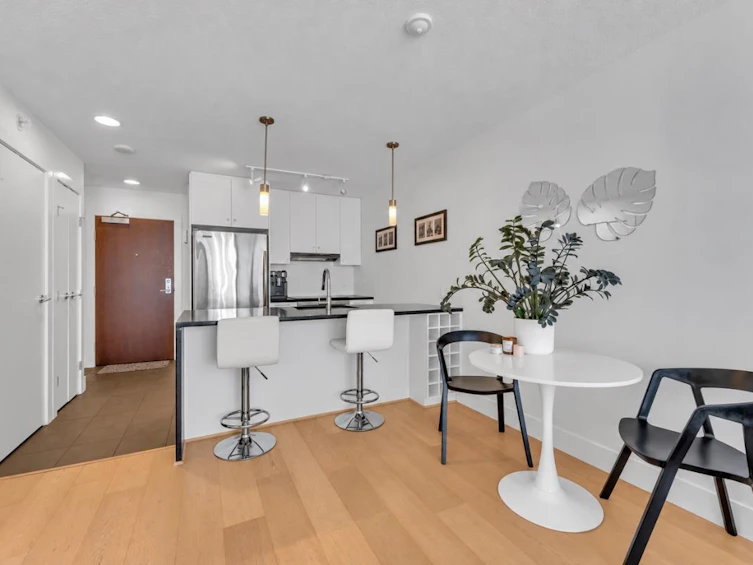 2102-888 Homer Street, Vancouver, BC, V6B 0H7 - 10