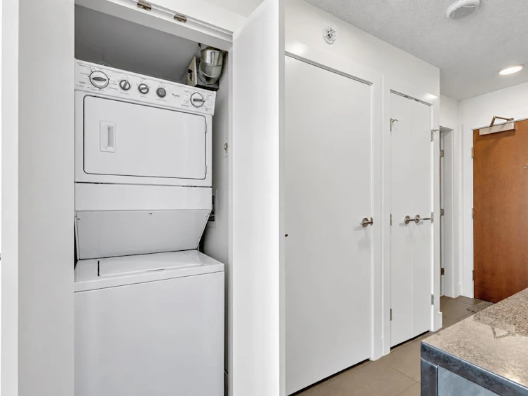 2102-888 Homer Street, Vancouver, BC, V6B 0H7 - 18