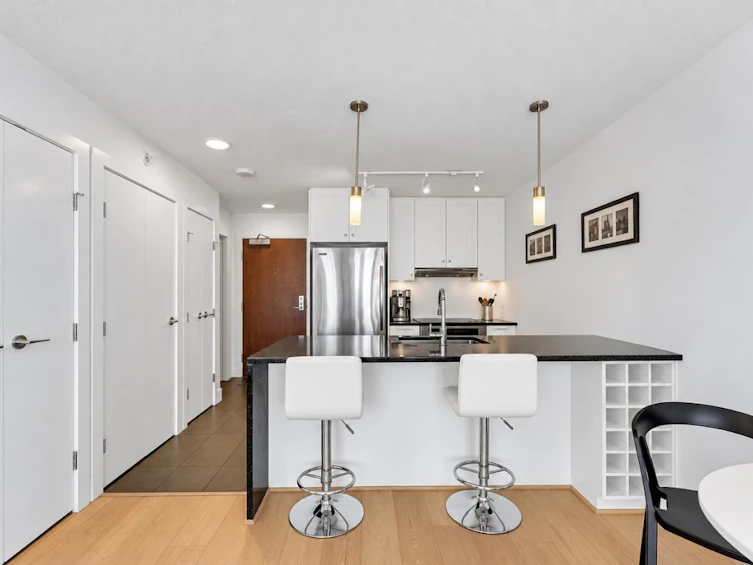 2102-888 Homer Street, Vancouver, BC, V6B 0H7 - 11