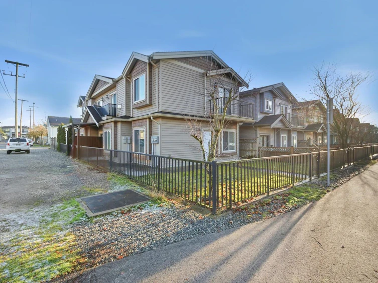7847 15th Street, Burnaby, BC, V3N 2M7 - 23