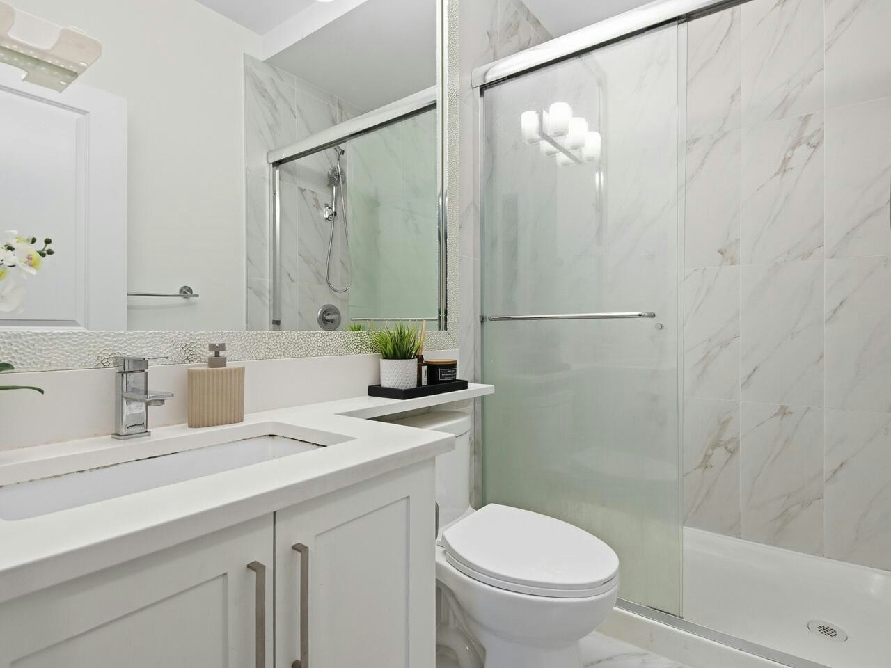 7847 15th Street, Burnaby, BC, V3N 2M7 - 21