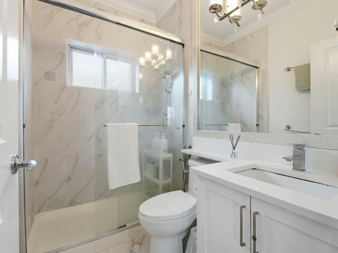 7847 15th Street, Burnaby, BC, V3N 2M7 - 13