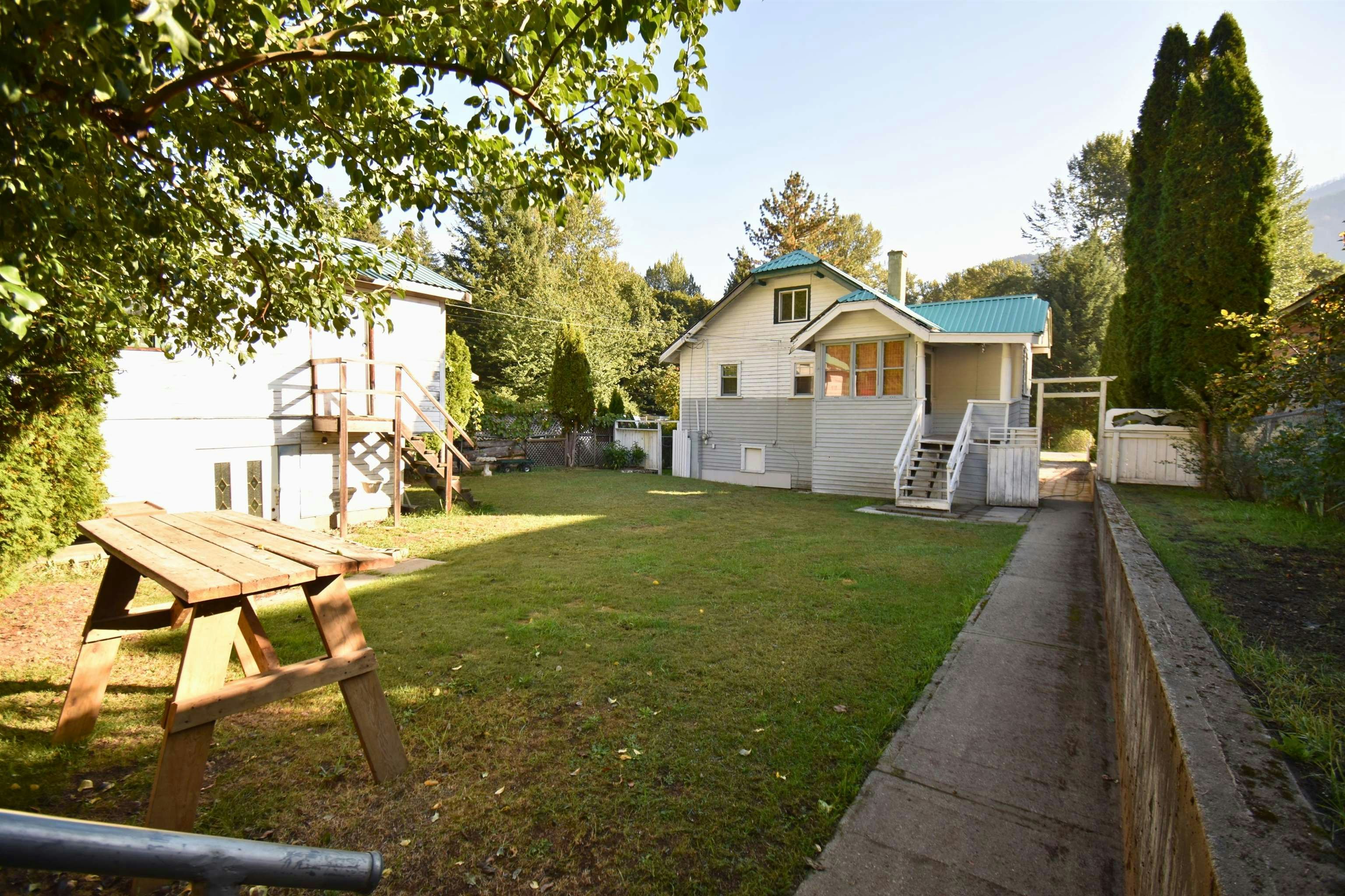 48813 Chaumox Road - 5