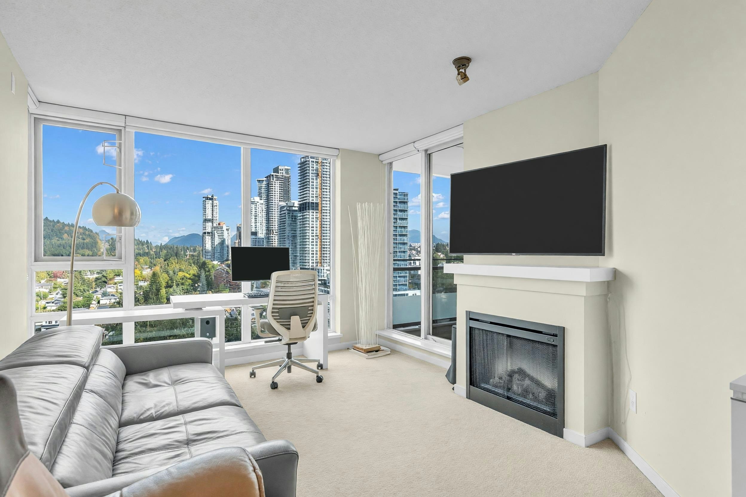 2206-9868 Cameron Street - 2
