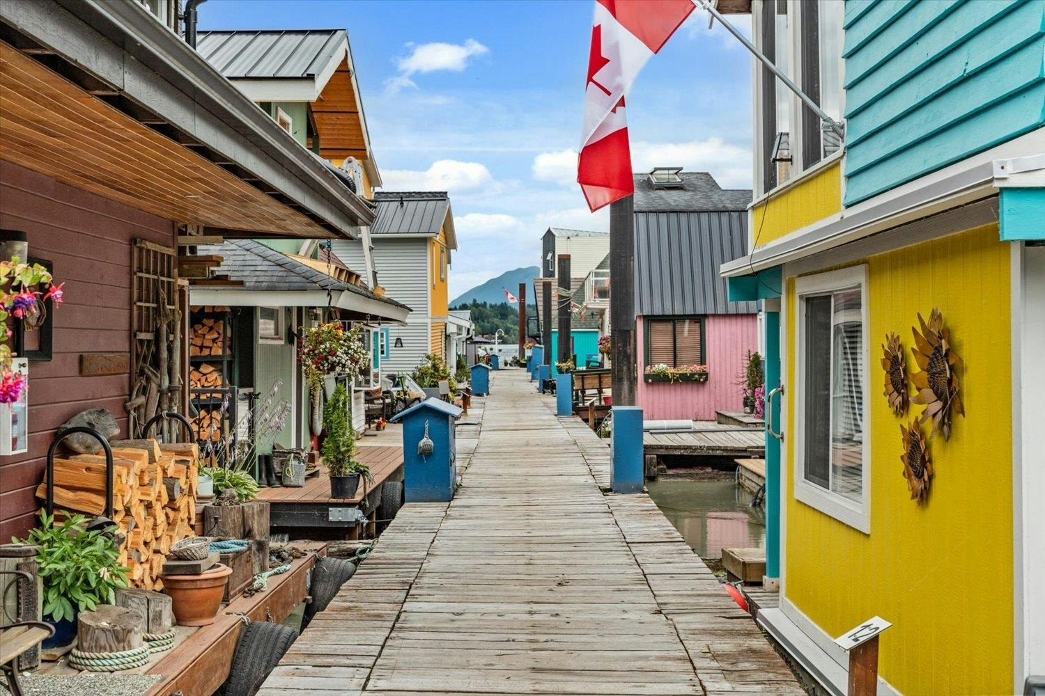 14-20837 Louie Crescent - 3