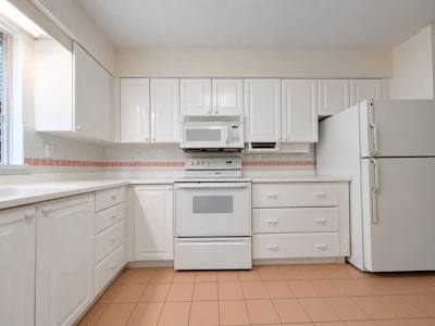 1919 Creelman Avenue - 5