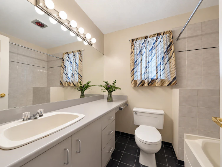 1919 Creelman Avenue, Vancouver, BC, V6J 1B8 - 10