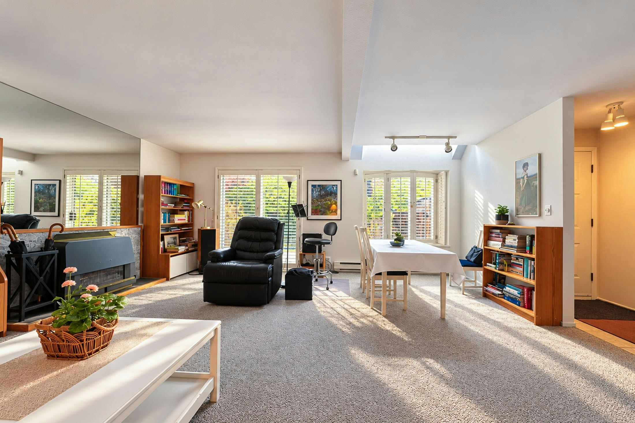 1919 Creelman Avenue - 3