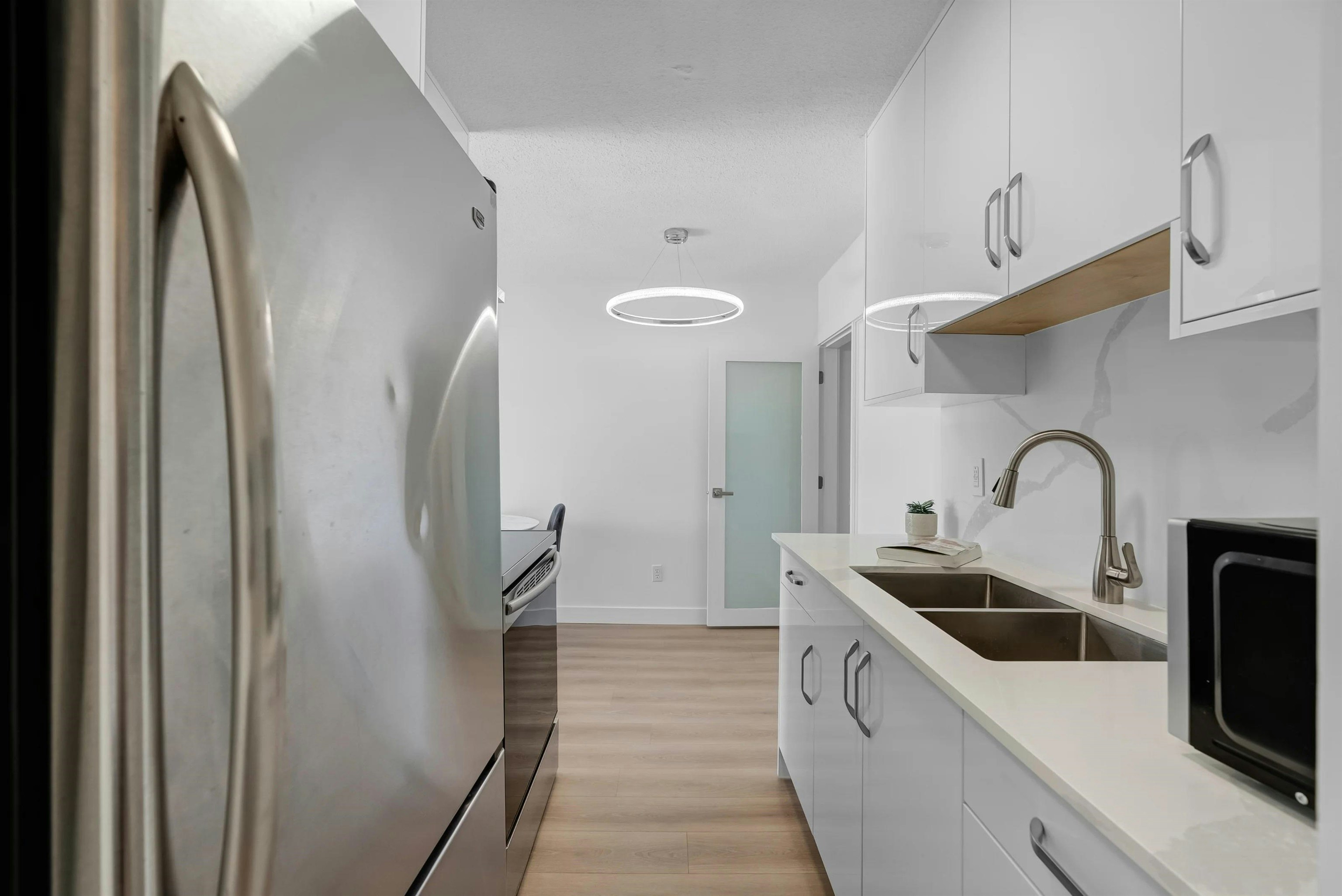 201-225 W 3rd Street, North Vancouver, BC, V7M 1E9 - 8
