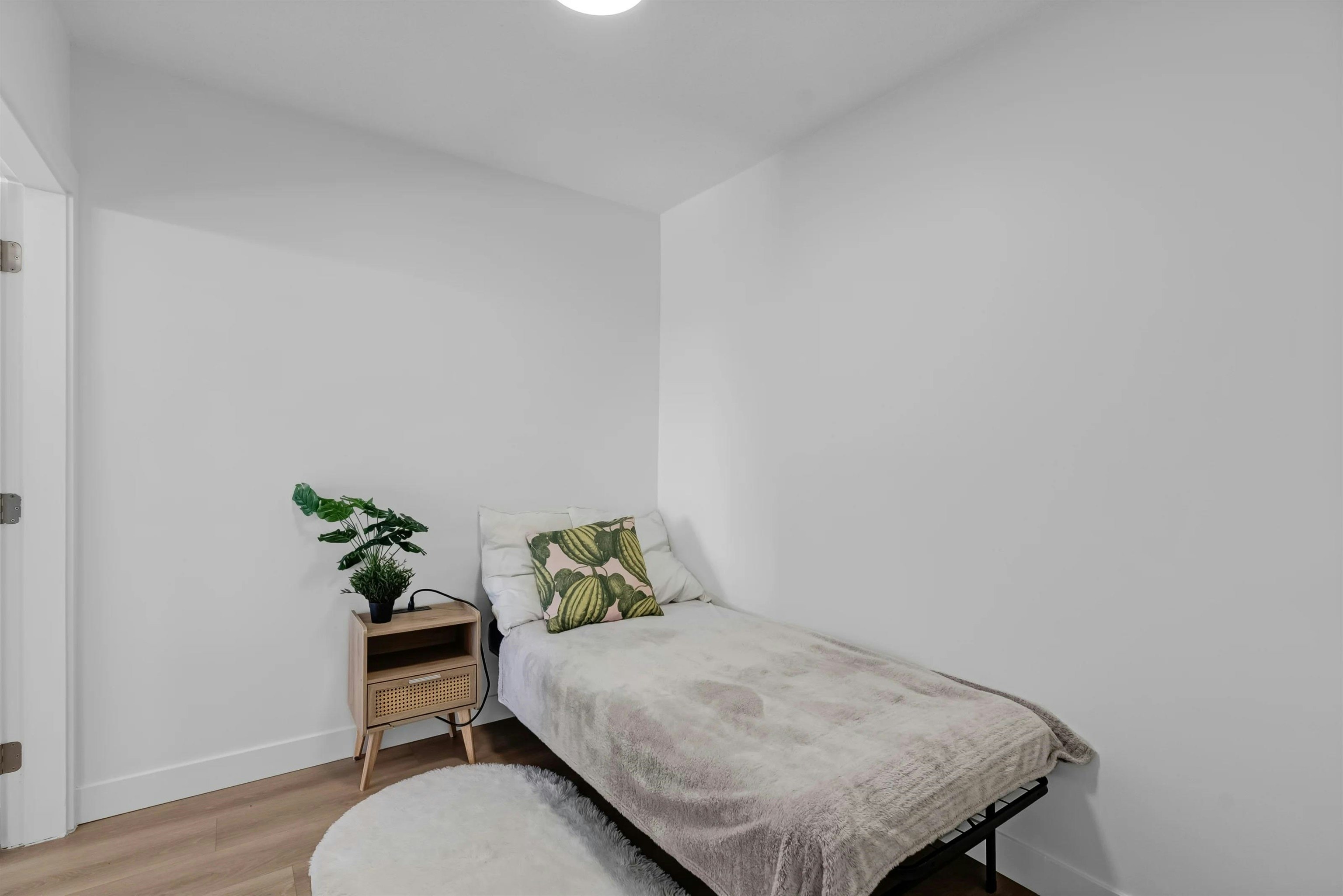 201-225 W 3rd Street, North Vancouver, BC, V7M 1E9 - 21