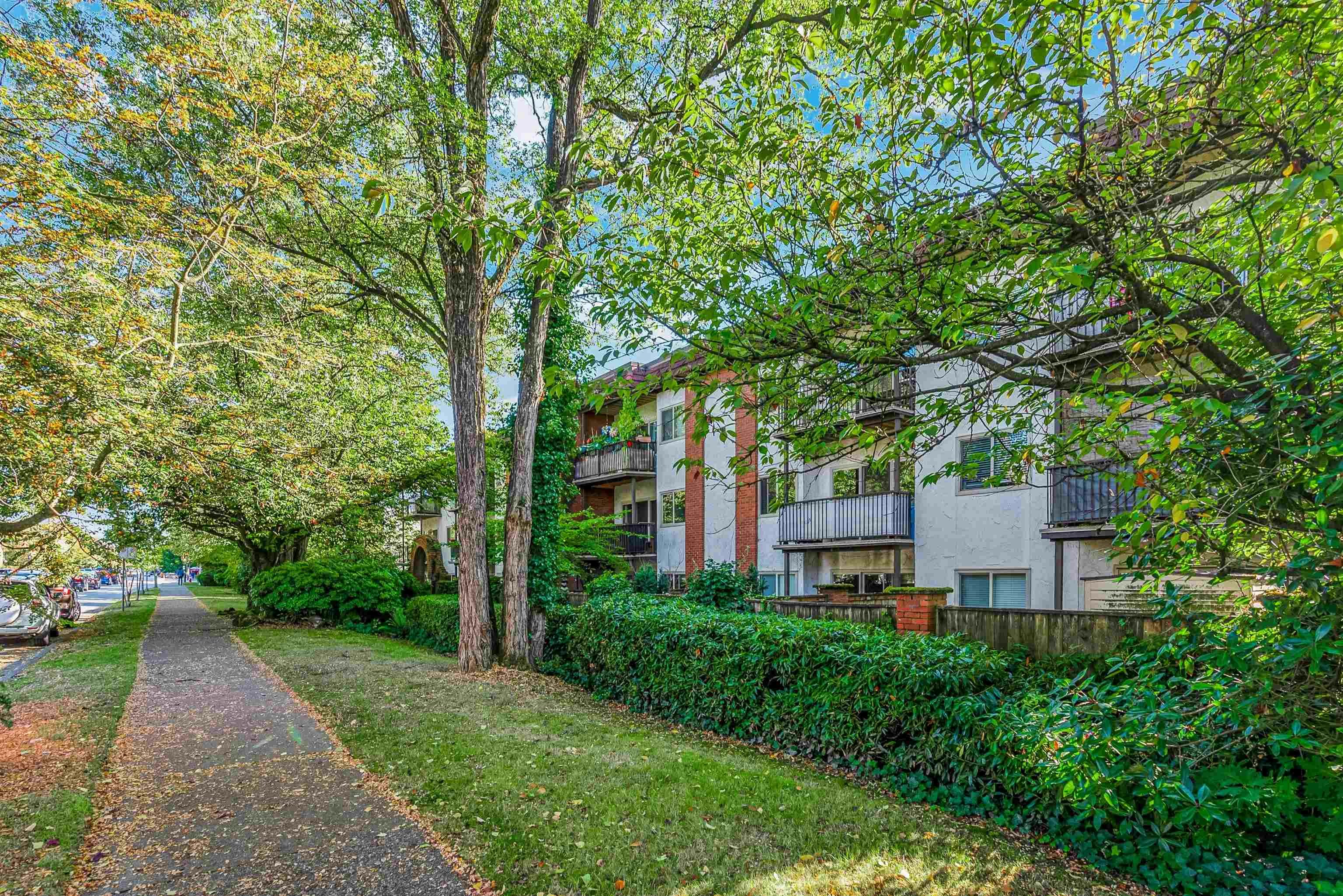 201-225 W 3rd Street, North Vancouver, BC, V7M 1E9 - 26