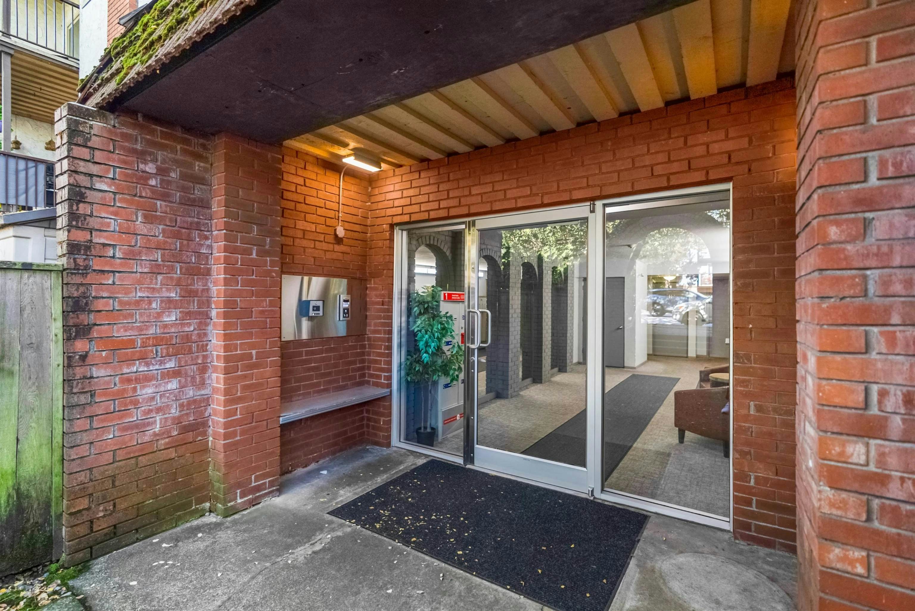 201-225 W 3rd Street, North Vancouver, BC, V7M 1E9 - 28