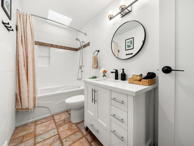 1952 Chesterfield Avenue, North Vancouver, BC, V7M 2P5 - 17