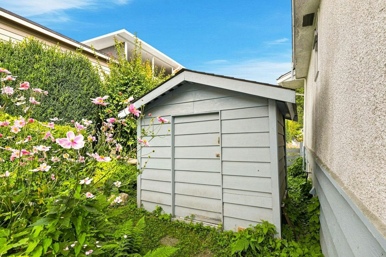 4335 Barker Avenue, Burnaby, BC, V5G 3C3 - 27
