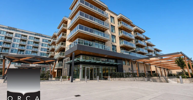 201-777 Harbour Way, North Vancouver, BC, V7P 0G2 - 2